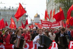 Демонстрации на Международный день трудящихся, Первомай, все еще проводятся активистами